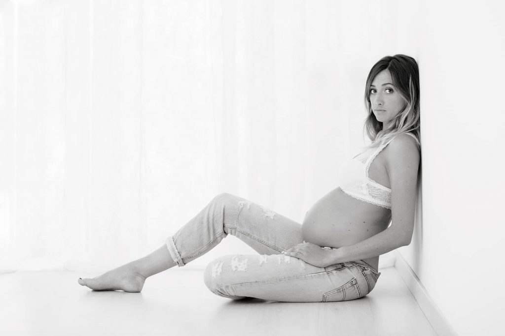 friendstudio fotografo servizio fotografico foto forlì cesena rimini faenza ravenna azienda cerimonia matrimonio pancia maternità famiglia